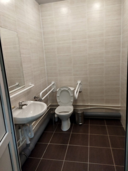 туалет для ивалидов.